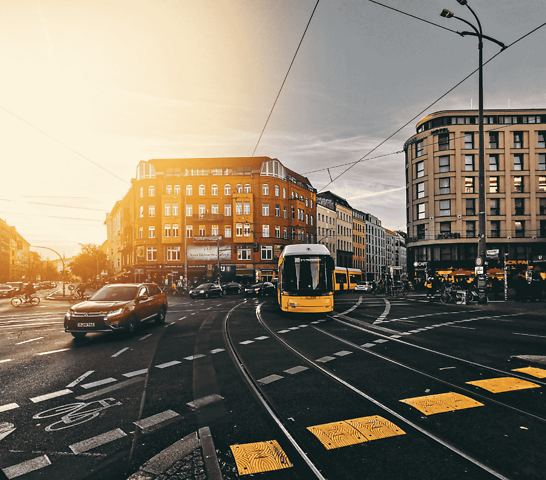 Bundesverkehrsminister Andreas Scheuer hat in einem Entwurfspapier Pläne für ein milliardenschweres Paket zur Förderung des umweltfreundlichen Verkehrs in Deutschland vorgelegt. © Gilly / Unsplash