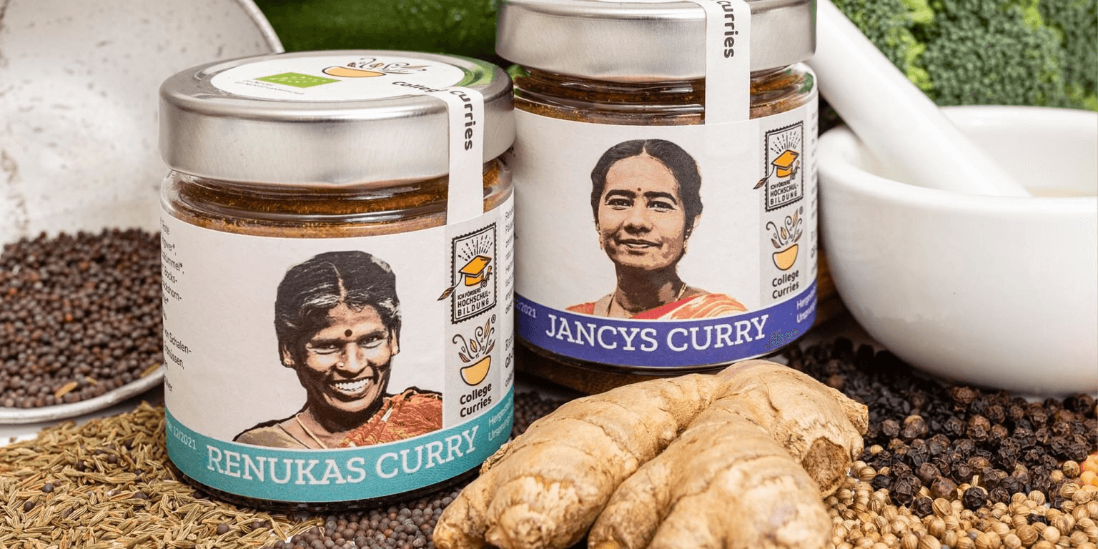 collegecurries.de bietet indische Rezepte, Geschichten über Studenten, die im Rahmen dieser Initiative auf Colleges gehen, sowie die Möglichkeit, die Currymischungen zu kaufen © Collegecurries