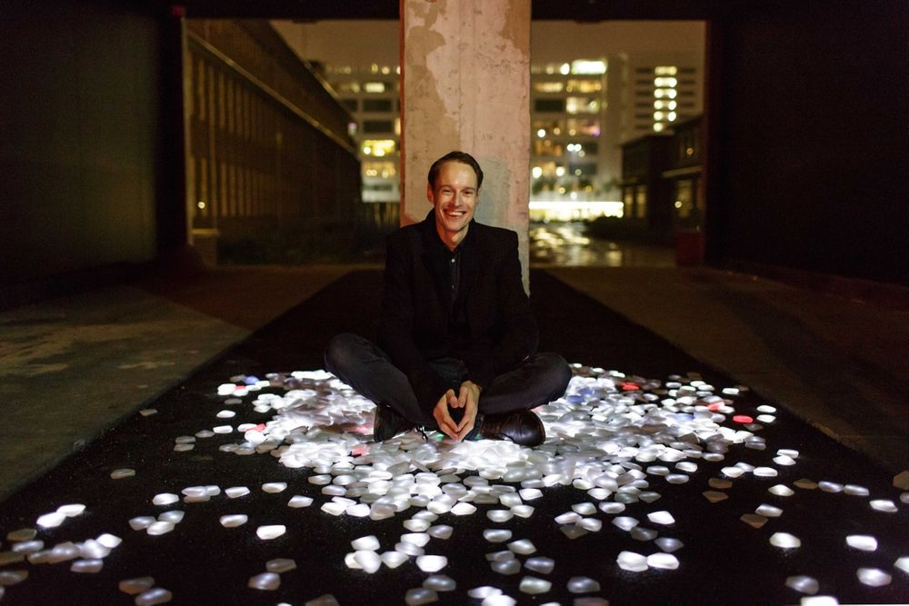Roosegaarde in his studio in Rotterdam supports sustainable agriculture with art